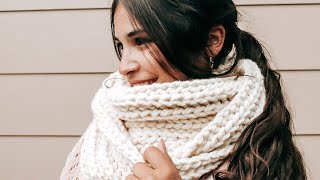 BUFANDA INFINITA A CROCHET BUFANDA ANDES TUTORIAL  Daniis Ways [upl. by Armallas121]