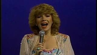 Vikki Carr Total [upl. by Ddat386]