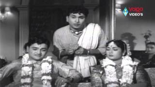 Mooga Manasulu Songs  Mudda Banthi Puvvulo  Akkineni Nageswara Rao Jamuna Savitri Ghantasala [upl. by Nettirb]