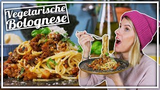 Vegetarische Bolognese  superleckere LinsenBolo  Felicitas Then [upl. by Ahtelrac]