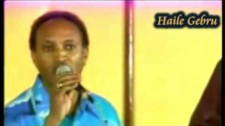 Tigrinya  ትግርኛ  Legendary Haile Gebru Singing One Of His Most Famous Songs In ERITV Studio [upl. by Assej]