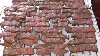 Praktyka u Praktyka  Suszona Wołowina  Beef Jerky lekko wędzona [upl. by Eiramnerual490]