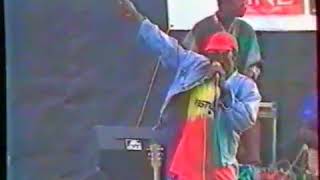 Alpha Blondy  quotBabyloneKêlêquot live Abidjan 1991 [upl. by Clein]