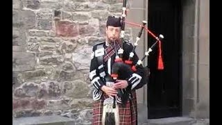 Scottish Piper Playing Bagpipes Music Stirling Scotland [upl. by Golub39]