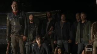 The walking deadMuerte de glenn HD latinoTemporada 7 [upl. by Stinky729]