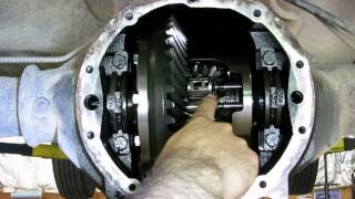 GM locking differential  how it works [upl. by Holman]