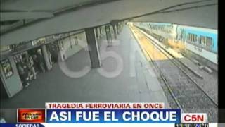 C5N  TRAGEDIA EN EL TREN SARMIENTO EN ONCE ASI FUE EL CHOQUE [upl. by Alexandr]