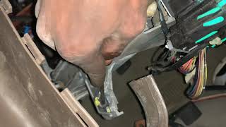 0609 Cadillac DTS replacing steering column [upl. by Twedy]