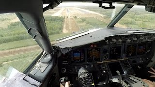 Boeing 737 cockpit view visual approach Full HD [upl. by Haonam25]