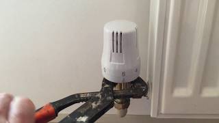 Thermostatic radiator valve stuck in off position [upl. by Deraj]