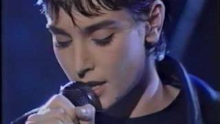 Sinead OConnor  Thank You For Hearing Me performance 1994HQ [upl. by Yaras]