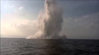 What a sea mine explosion looks like [upl. by Assela]