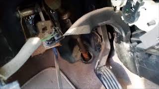 Ford Focus MK1 Steering Column Replacement [upl. by Caton]