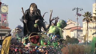 Carnevale di Viareggio 2019  Sintesi del 2° corso [upl. by Uhthna]