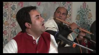 Rashid Jhangir Nigaro chain husnan kashmiri song [upl. by Nyledaj]