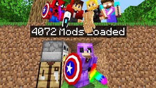 Minecraft Manhunt but i downloaded 4000 mods [upl. by Enirok607]