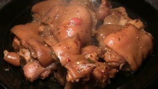 Soul Food PIGs FEET Recipe How To Make Tender Juicy Flavorful Pigs Feet [upl. by Aniretak]