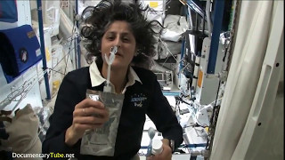 How they Eat Drink and survive in Space ׃ Sunita Williams in The International Space Station [upl. by Ynnelg]