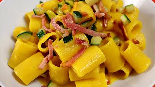 PASTA CON ZUCCHINE E SPECK [upl. by Gney]