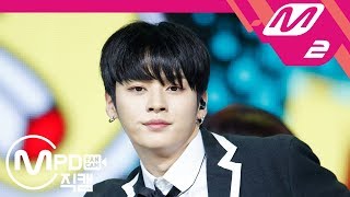 MPD직캠 스트레이 키즈 리노 직캠 갑자기 분위기 싸해질 필요 없잖아요 Stray Kids LEE KNOW FanCam  MCOUNTDOWN2018830 [upl. by Ardolino]