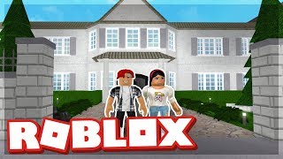 BLOXBURG MANSION TOUR  ROBLOX [upl. by Ashling531]