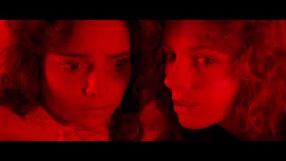 サスペリア（Suspiria 1977） 冒頭 [upl. by Hcardahs]