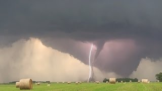 TORNADO TWINS COLLIDE Pilger NE  61614 [upl. by Gelman]