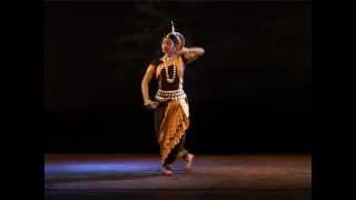 Rabindra Sangeet in Odissi steps JHORO JHORO BORISHE BARI DHARA by SULAGNA RAY [upl. by Atsed]