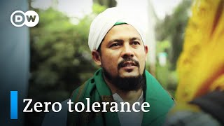 Indonesia Diversity under threat  DW Documentary [upl. by Ednalrym259]