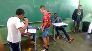 🔥BRIGA DE MENINO NA ESCOLA 🔥 [upl. by Nomaid]