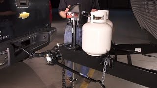 How to Set Up a Weight Distribution Hitch [upl. by Ellennoj]