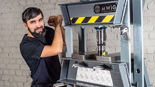 Making The Hydraulic Press  DIY 20 Ton Hydraulic Shop Press from scrap metal [upl. by Annatnas]