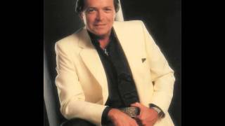 Mickey Gilley  Here Comes The Hurt Again [upl. by Anibur]