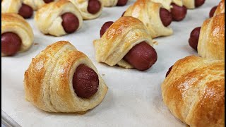 PIGS IN A BLANKET  Easy Mini Crescent Dogs Recipe [upl. by Adnuhsed]